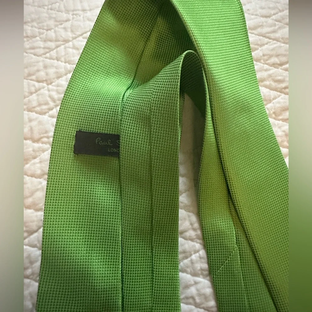 Paul Smith - Picture 9 of 10